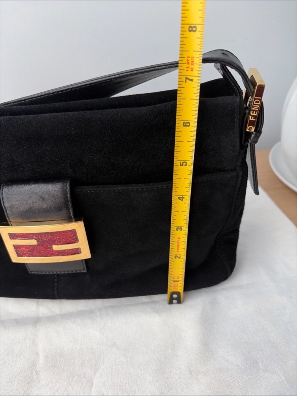 Authentic vintage Fendi mamma Baguette shoulder bag from the early 2000s. - Picture 11 of 16